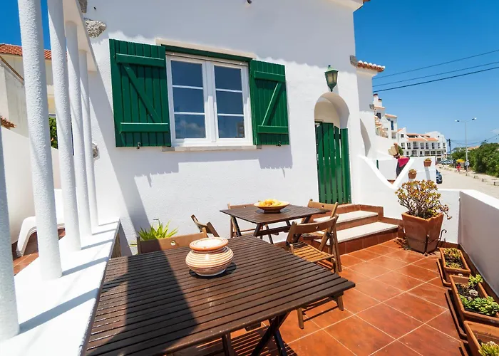 Гостевой дом Neptune House Лориньян